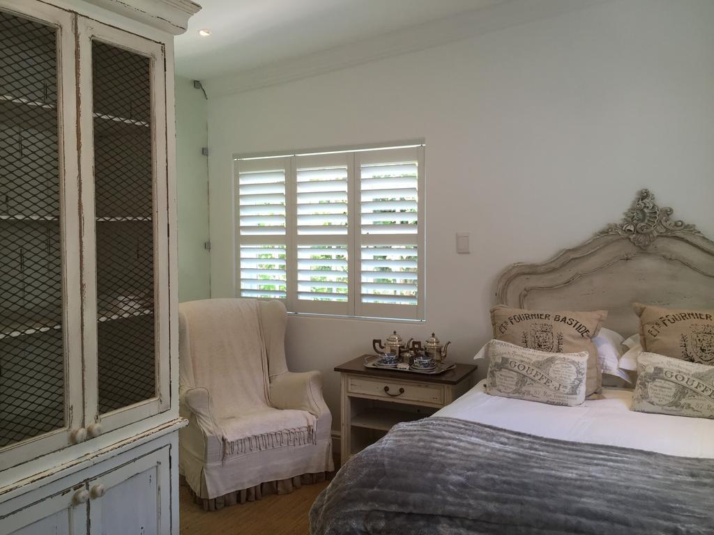 The White Manor Bed & Breakfast Cape Town Room photo