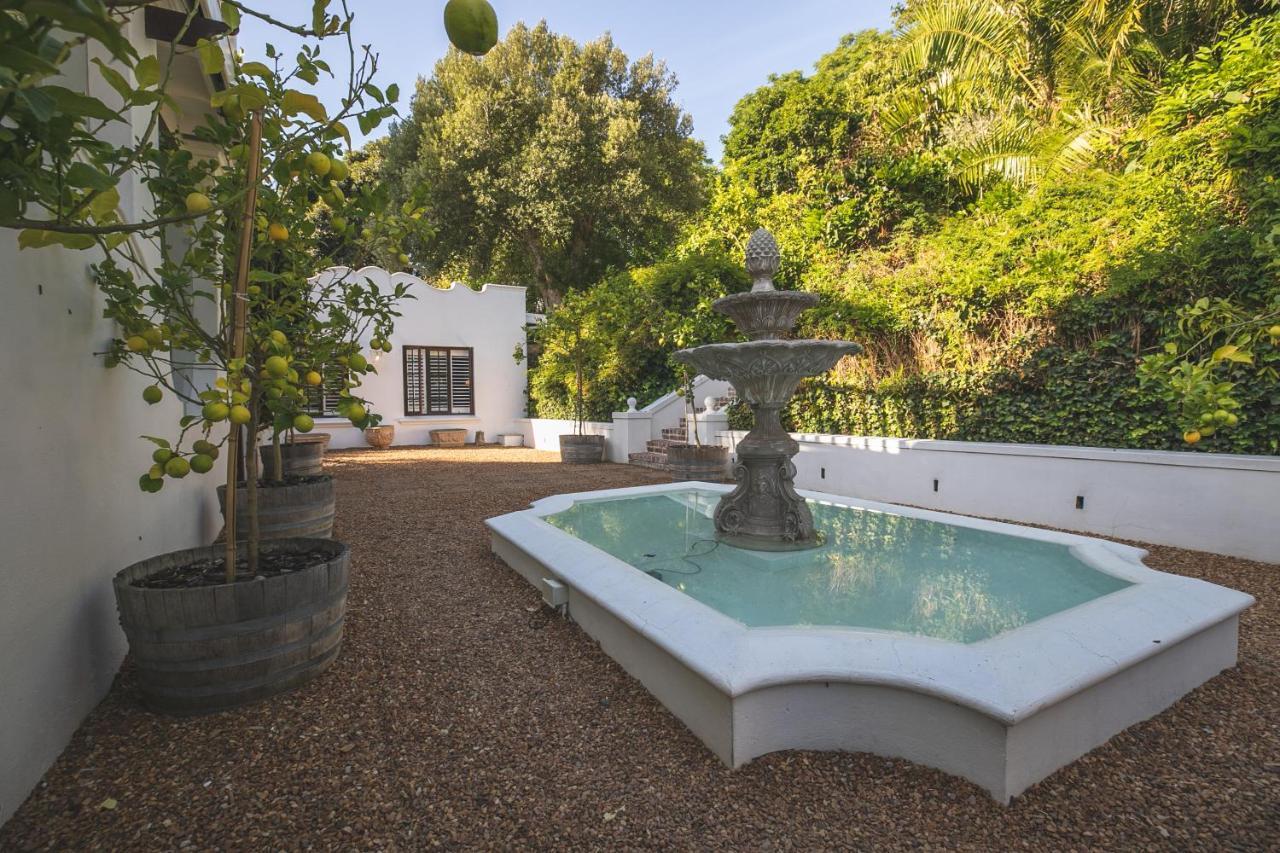 The White Manor Bed & Breakfast Cape Town Exterior photo
